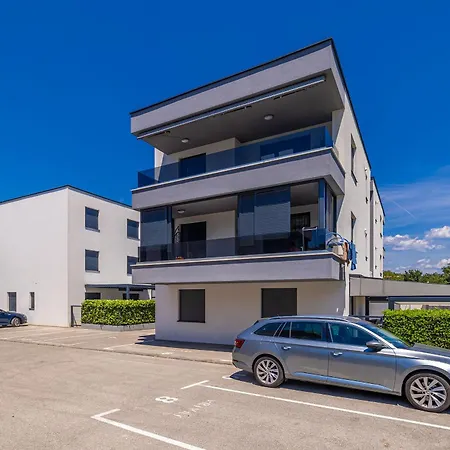 Laganini Iii Nijvice