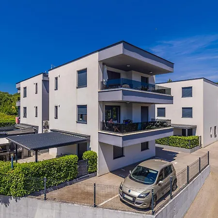 Apartament Laganini Iii *