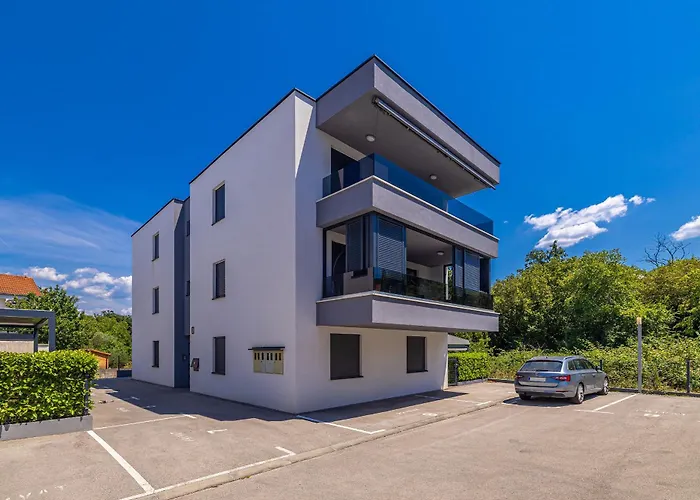 Laganini Iii Apartament *